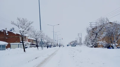 6 İlçede Tam, 2 İlçede Taşımalı Eğitime Ara Verildi