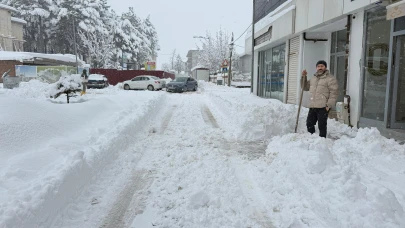 Malatya’da Kar Esareti: Doğanşehir’de Kar 1 Metreyi Aştı