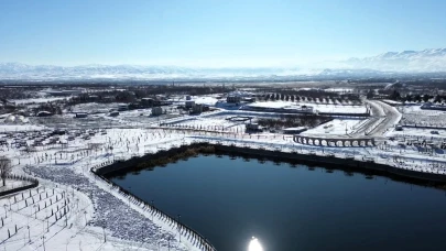 Battalgazi Beyaza Büründü: Tarih ve Doğa Kar Altında Görüntülendi