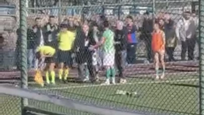 Malatya'da Hakeme Scooter Fırlattılar, Maç Tatil Edildi!