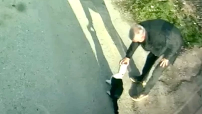 Malatya’da MOTAŞ Şoförü Başı Konserver Kutusuna Sıkışan Kediyi Kurtardı