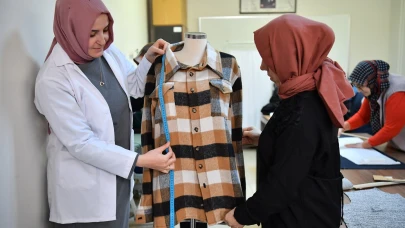 Yeşilyurt’ta Kadın Emeği Değerleniyor: Pastacılık ve Dikiş Kursları