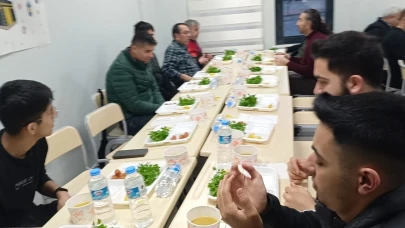 Görme Engellilerle İftar Programında Gönüller Huzurla Buluştu