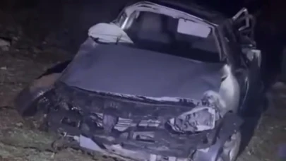 Pütürge yolunda feci kaza: Otomobil uçuruma yuvarlandı, 1 ölü 4 yaralı!