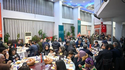 Malatya’da dev iftar sofrası: Yetimler Kervanı 1800 kişiyi buluşturdu!