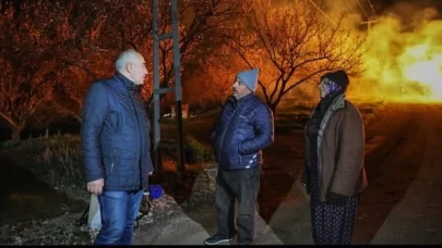 Malatya’da Kayısıda Don Nöbeti: Tarım Ekipleri Sabaha Kadar Sahadaydı