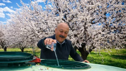 Akçadağlı üreticiden zirai dona karşı dualı ve zemzemli önlem