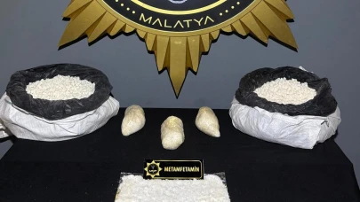 Malatya’da Şeker Çuvallarından Uyuşturucu Çıktı: 3 Kilo Metamfetamin Ele Geçirildi