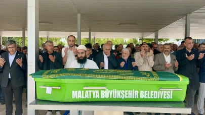 Gazeteci Berkman Dulcan'ın Babası Son Yolculuğuna Uğurlandı