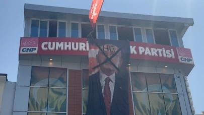 CHP Malatya'da Gerginlik: Parti Binası Önünde Tansiyon Yükseldi