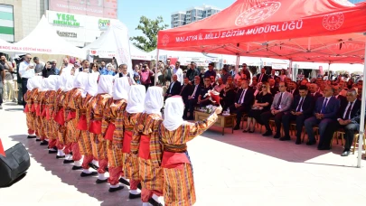 Malatya’da Hayat Boyu Öğrenme Haftası Şenlikleri Coşkuyla Başladı