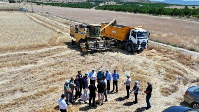 Yeşilyurt Belediyesi’nden Çiftçiye Can Suyu!
