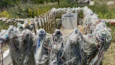 Ağılbaşı’ndaki "Dilsiz Ziyareti" Rivayetleriyle Hayrete Düşürüyor!