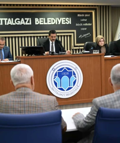 BATTALGAZİ BELEDİYE MECLİSİ EKİM AYI İLK OTURUMU GERÇEKLEŞTİRİLDİ