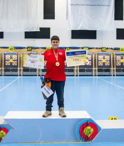 Malatya'nın Altın Oku: Utkan Demirci Türkiye Şampiyonu Oldu