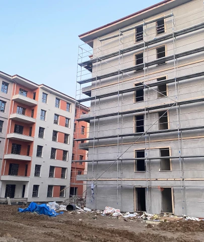 Malatya TOKİ'de İş Kazası: 23 Yaşındaki İşçi Çatıdan Düştü