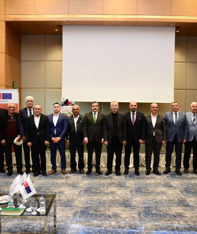 1.000 çiftçiye akıllı tarım eğitimi ve 50 model bahçe!