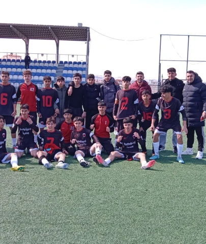 Battalgazi Belediyespor, U16 kategorisinde şampiyonluğa ulaştı!