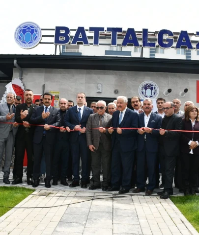 Göztepe’de Vefa Örneği: 6 Şubat Deprem Şehitleri Taziye Evi Törenle Hizmete Açıldı!