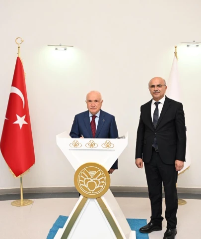 Cemil Çiçek’ten Önemli Vurgu Malatya ve Turgut Özal'ın Önemi Anlatıldı