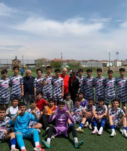 Malatya U-15 Ligi'nde Şampiyon Fenerspor! Doğanşehir’i Devirdi, Kupayı Kaptı