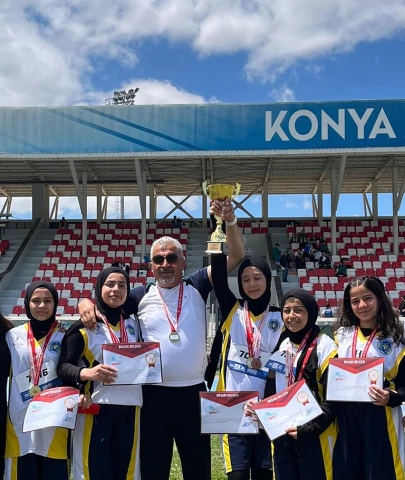 Akşemsettin İşitme Engelliler Okulu Atletizmde Türkiye Şampiyonu Oldu