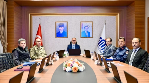 Malatya’da Güvenlik Toplantısı: Vali Yavuz, Suçla Mücadelede Kararlı