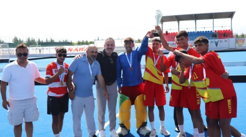 Malatya Hokey U16 Türkiye şampiyonu oldu