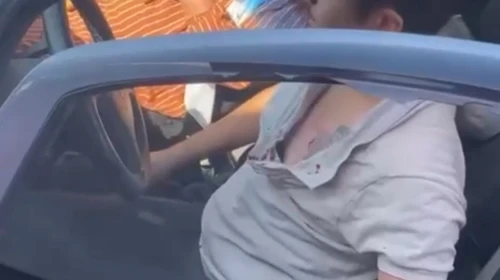 MOTAŞ şoförü tartıştığı genç sürücüyü annesinin yanında darp etti