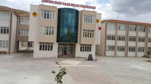 Darende’de Yurt Tadilatta, Öğrenciler Tedirgin Yetkililerden Çözüm Bekliyor
