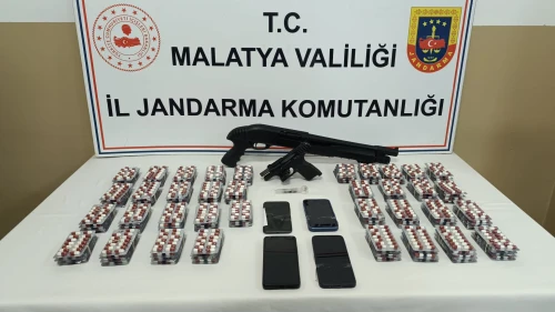Yeşilyurt'ta Jandarmadan Zehir Tacirlerine Darbe: 4 Gözaltı
