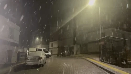 Darende Kar Yağışı Ulaşımı Olumsuz Etkiliyor: Sürücülere Uyarı