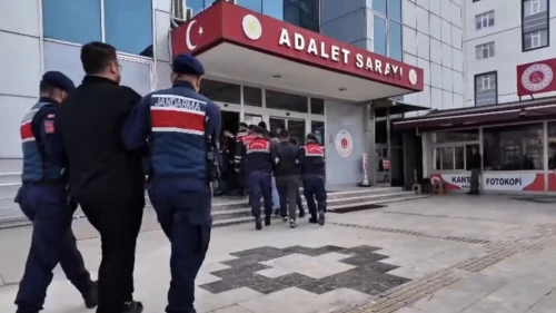 Jandarmadan 7 İlde Suç Örgütlerine Darbe 64 Şüpheli Yakalandı