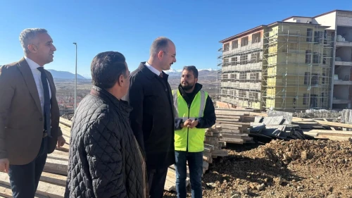 Doğanşehir'in Eğitim Üssü TOKİ'de Yükseliyor: Kaymakam Sungur Sahada