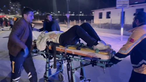 Malatya'da Kavşakta Feci Kaza: Biri Çocuk 3 Kişi Yaralandı