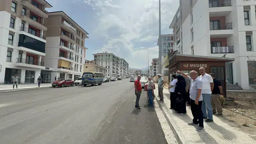 Zaviye Mahallesi'nde Yeni Konutlar Bitti, Ulaşım Sorunu Düzelmedi