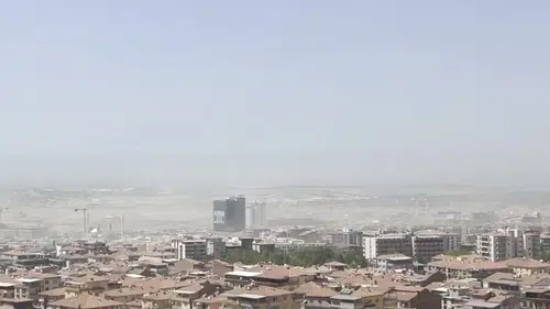 Malatya’yı Toz Bulutu Sardı: Şantiye Alanlarında Rüzgâr Alarmı!