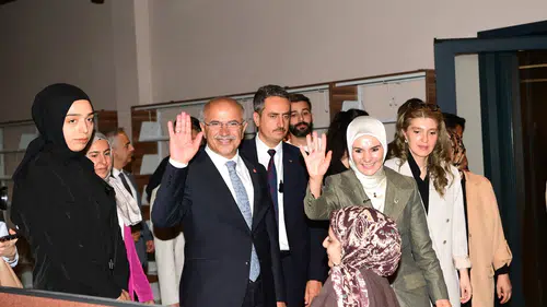 Bakan Göktaş’tan Malatya Şehir Kütüphanesi’ne Tam Not