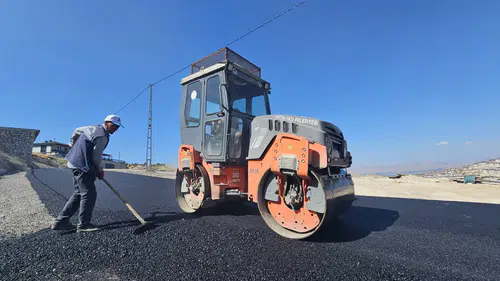 Battalgazi'de Yol Yenileme Mesaisi: 9 Kilometre Asfalt Serildi