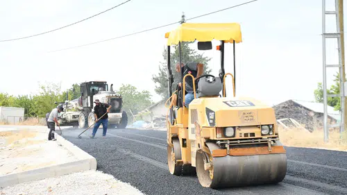 Yeşilyurt’ta Ulaşım Yatırımları Hız Kesmeden Sürüyor