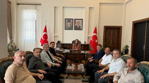 Başkan Cengiz, Kaymakam Bayguş’u Makamında Ziyaret Etti