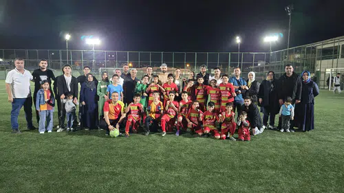 U-12 Futbol Ligi'nde Karşılaşmalar Devam Ediyo