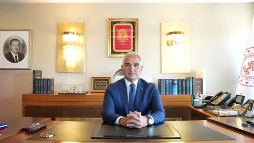 Bakan Ersoy: “Sinemanın Birleştirici Gücünü Yeniden Hissedeceğiz”