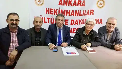 Ankara Hekimhanlılar Derneği'nden Kız Öğrencilere Burs