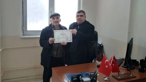 Doğanşehir’de Azmin Zaferi: 82 Yaşında Okuma Yazma Öğrendi