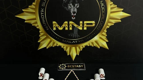 Torbacılara Operasyon: Binlerce Hap Yakalandı, 3 Tutuklama