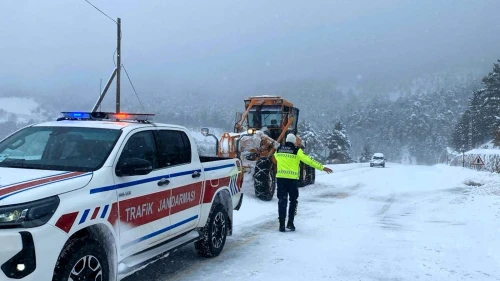 Darende–Malatya Yolu Trafiğe Açıldı: Sürücülere "Tedbir" Uyarısı