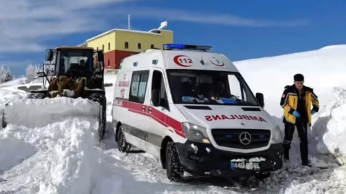 Pütürge’de Karda Can Pazarı: 81 Yaşındaki Teyze İçin Seferberlik