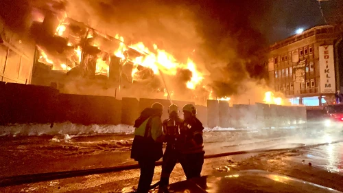Malatya’da Korkutan Yangın: Şantiyede 40 Konteyner Kül Oldu