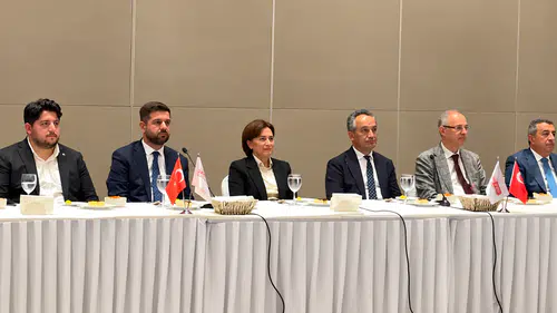 Sarı: “Bir Şehri Yeniden İnşa Etmek Sadece Bina Yapmak Değildir”